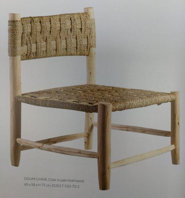 silla hoja de palma y madera-min