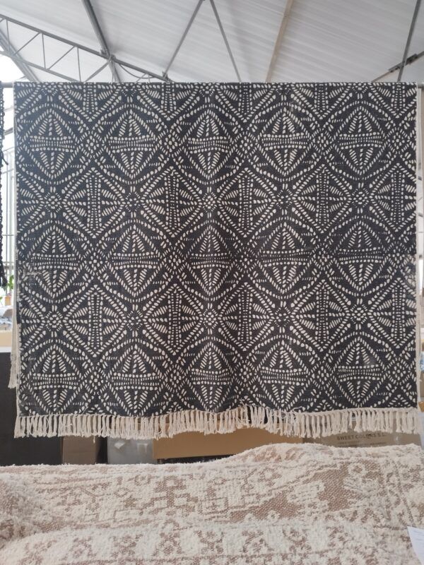 Alfombra estampada de algodón negra 240x160cm